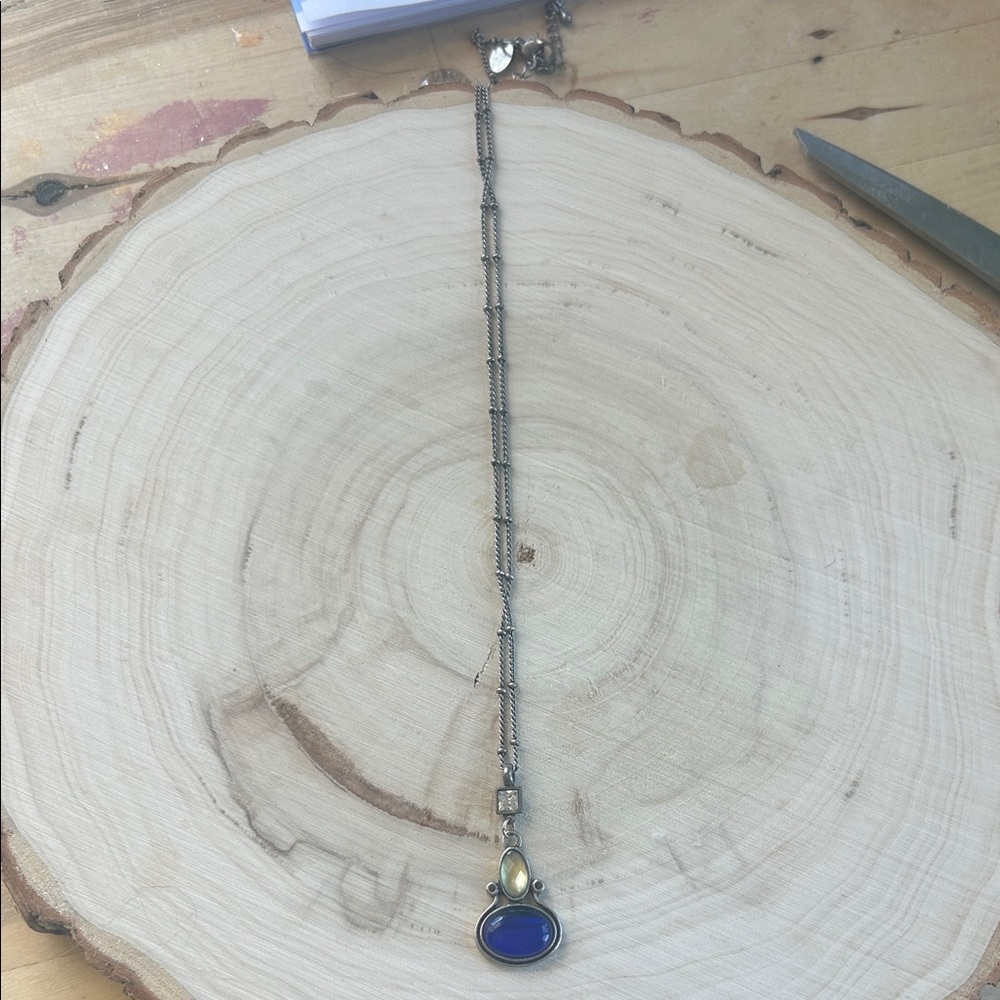 sterling silver necklace with lapis lazuli pendant - Picture 4 of 4